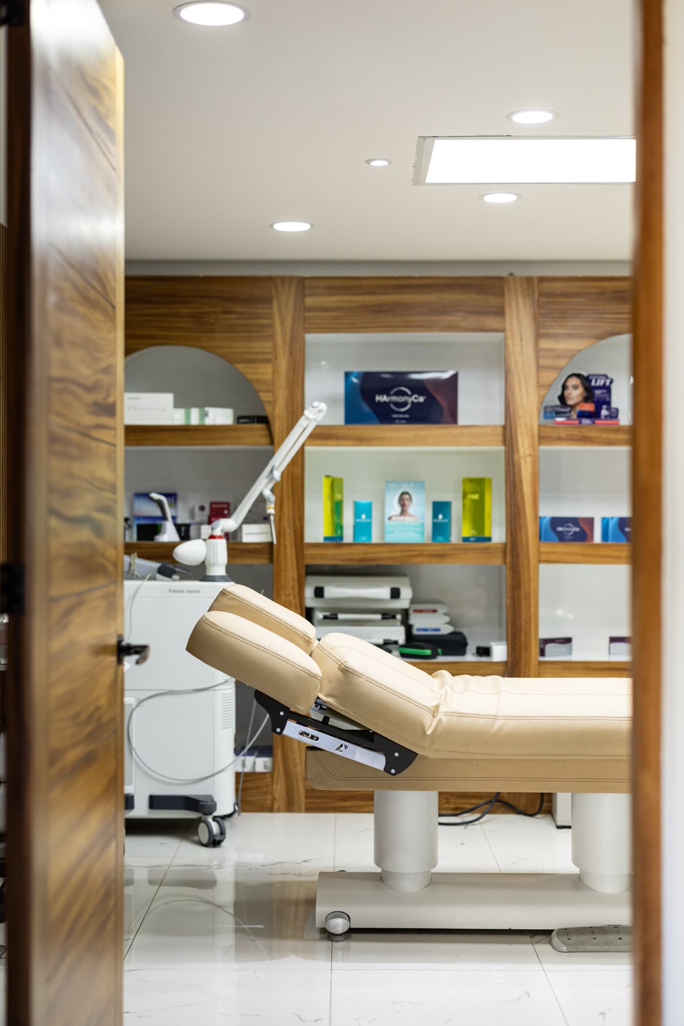 Treatment room with Fotona laser